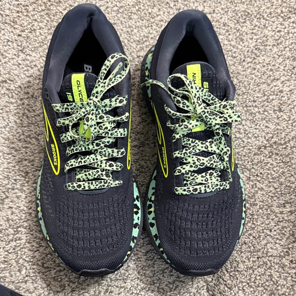 Brooks Women’s Glycerine 19 Sneakers